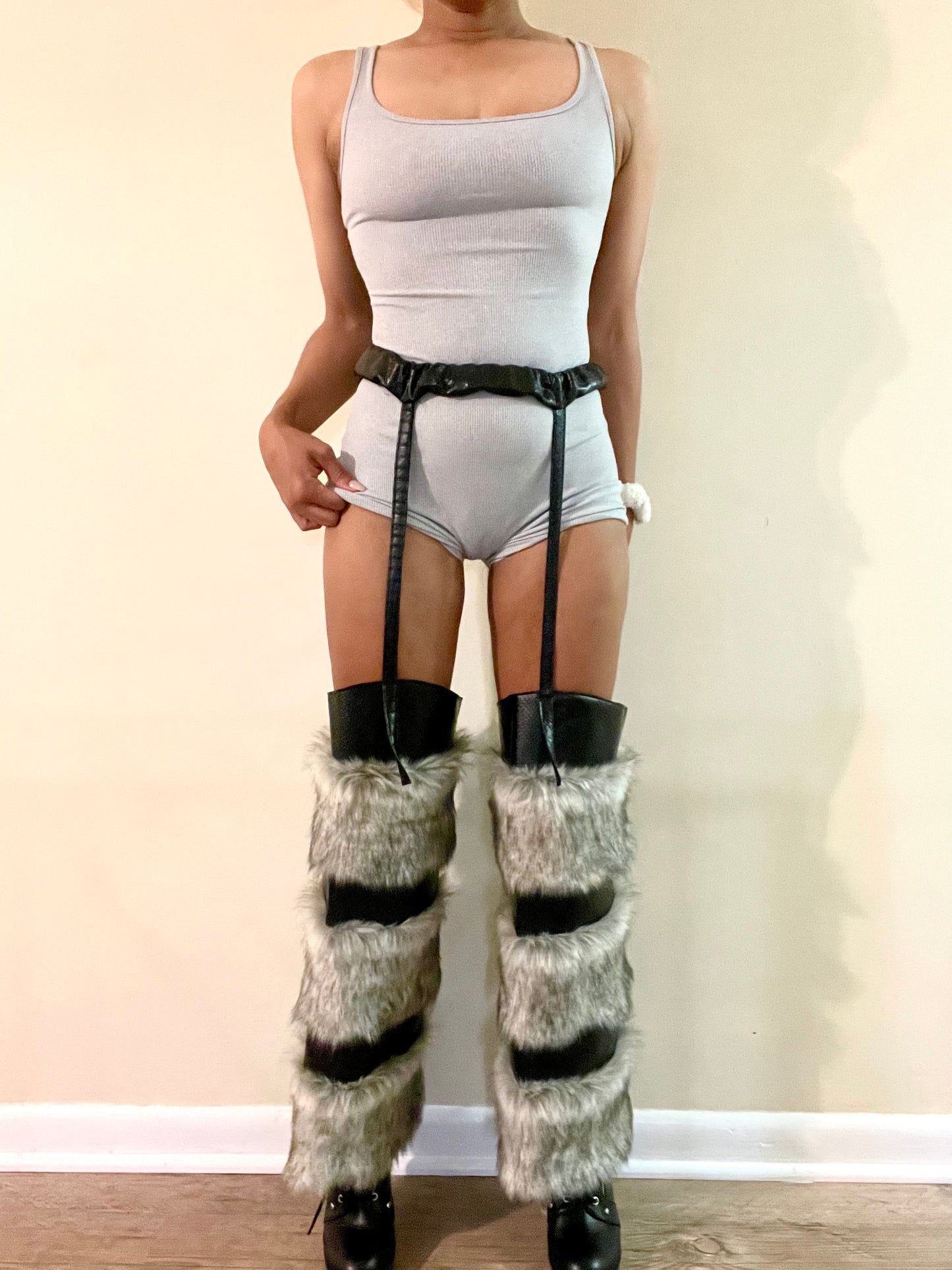 HERA Suspended leg warmers